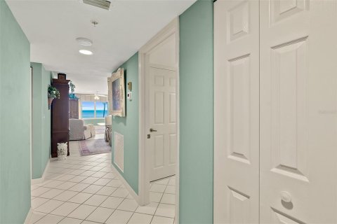 Condominio en venta en Daytona Beach Shores, Florida, 2 dormitorios, 143.07 m2 № 1685171 - foto 10