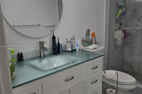 Appartement à louer à Hollywood, Floride: 2 chambres, 106.84 m2 № 1947608 - photo 5