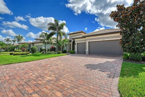 Villa ou maison à vendre à Bradenton, Floride: 3 chambres, 231.14 m2 № 2423913 - photo 4