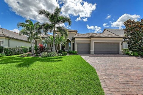 Villa ou maison à vendre à Bradenton, Floride: 3 chambres, 231.14 m2 № 2423913 - photo 2