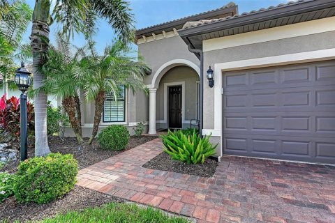 Villa ou maison à vendre à Bradenton, Floride: 3 chambres, 231.14 m2 № 2423913 - photo 6