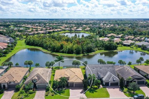 Villa ou maison à vendre à Bradenton, Floride: 3 chambres, 231.14 m2 № 2423913 - photo 3