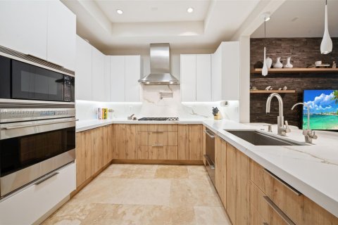 Adosado en venta en Miami, Florida, 3 dormitorios, 248.79 m2 № 1820020 - foto 4