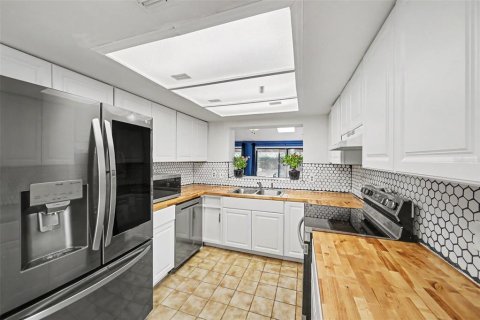 Villa ou maison à vendre à Winter Park, Floride: 4 chambres, 209.03 m2 № 2157131 - photo 2