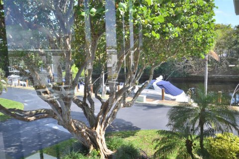 Copropriété à louer à Fort Lauderdale, Floride: 2 chambres, 111.48 m2 № 1121433 - photo 1