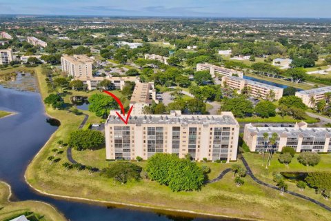 Condo in Delray Beach, Florida, 2 bedrooms № 2153774 - photo 26