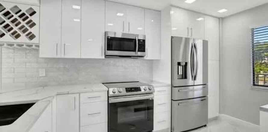 Condo in Delray Beach, Florida, 2 bedrooms № 2153774
