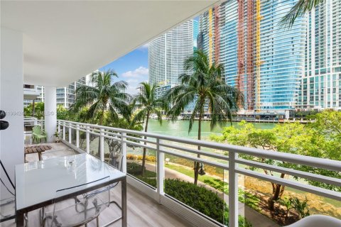 Copropriété à louer à Miami, Floride: 2 chambres, 139.82 m2 № 2056390 - photo 5