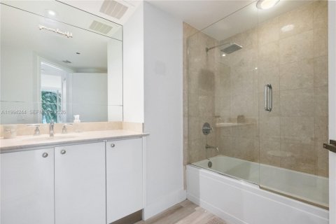 Copropriété à louer à Miami, Floride: 2 chambres, 139.82 m2 № 2056390 - photo 19