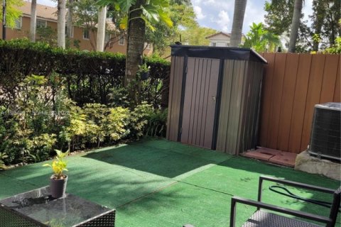 Touwnhouse à louer à Homestead, Floride: 4 chambres, 127.65 m2 № 2153367 - photo 14