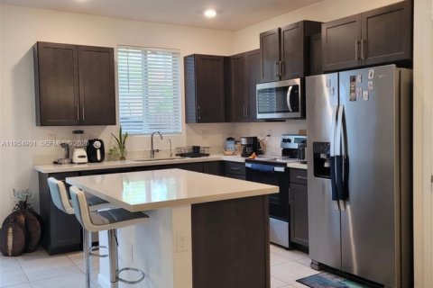 Touwnhouse à Homestead, Floride 4 chambres, 127.65 m2 № 2153367