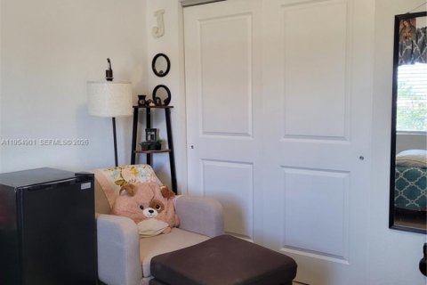Touwnhouse à louer à Homestead, Floride: 4 chambres, 127.65 m2 № 2153367 - photo 23