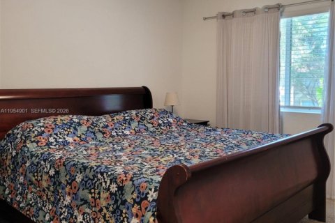 Touwnhouse à louer à Homestead, Floride: 4 chambres, 127.65 m2 № 2153367 - photo 17
