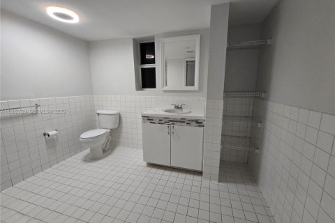 Copropriété à vendre à Hialeah, Floride: 2 chambres, 97.55 m2 № 1955588 - photo 14