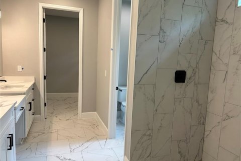 House in Homosassa, Florida 4 bedrooms, 230.21 sq.m. № 2221400 - photo 9