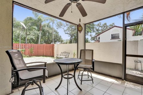 Купить кондоминиум в Майами, Флорида 2 спальни, 159.33м2, № 2051721 - фото 12