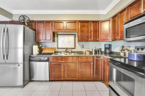 Купить кондоминиум в Майами, Флорида 2 спальни, 159.33м2, № 2051721 - фото 21