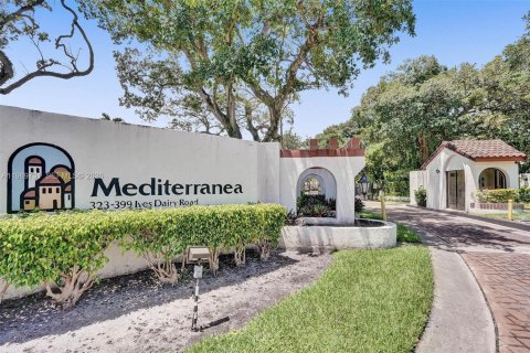 Купить кондоминиум в Майами, Флорида 2 спальни, 159.33м2, № 2051721 - фото 30