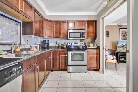 Купить кондоминиум в Майами, Флорида 2 спальни, 159.33м2, № 2051721 - фото 20