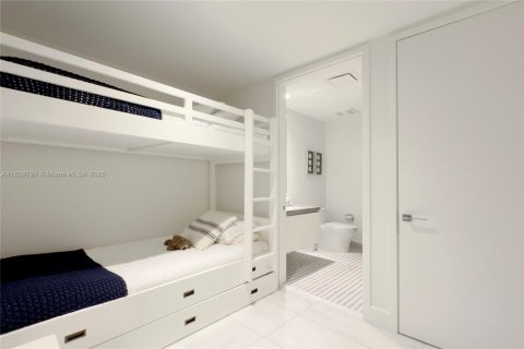 Copropriété à louer à Miami, Floride: 4 chambres, 219.99 m2 № 1889681 - photo 20