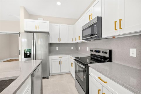 Casa en venta en Port Charlotte, Florida, 3 dormitorios, 154.59 m2 № 2147474 - foto 22