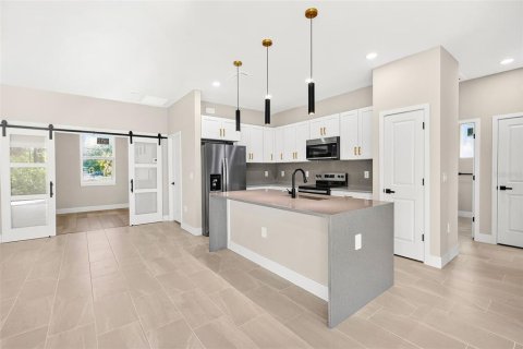 Casa en venta en Port Charlotte, Florida, 3 dormitorios, 154.59 m2 № 2147474 - foto 18