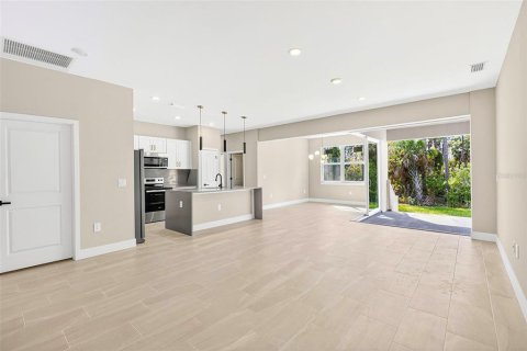 Casa en venta en Port Charlotte, Florida, 3 dormitorios, 154.59 m2 № 2147474 - foto 24