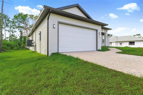 Casa en venta en Port Charlotte, Florida, 3 dormitorios, 154.59 m2 № 2147474 - foto 10