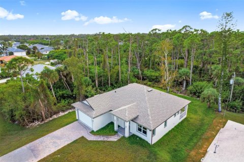 Casa en venta en Port Charlotte, Florida, 3 dormitorios, 154.59 m2 № 2147474 - foto 5