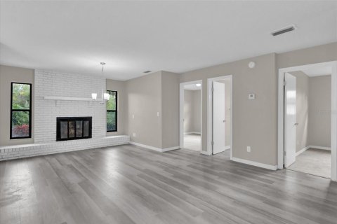 House in New Smyrna Beach, Florida 3 bedrooms, 140.47 sq.m. № 2425688 - photo 12