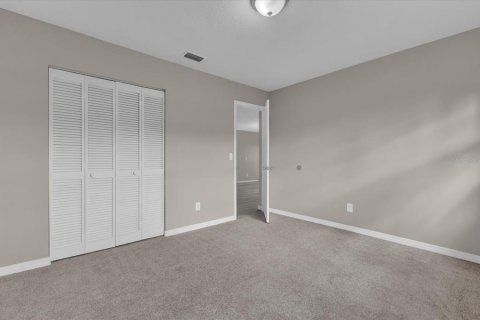 House in New Smyrna Beach, Florida 3 bedrooms, 140.47 sq.m. № 2425688 - photo 20