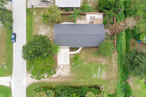 Villa ou maison à vendre à Edgewater, Floride: 3 chambres, 141.77 m2 № 2314946 - photo 29