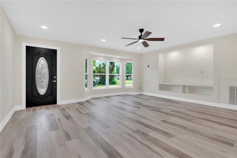 Villa ou maison à vendre à Edgewater, Floride: 3 chambres, 141.77 m2 № 2314946 - photo 4