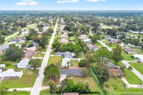 Villa ou maison à vendre à Edgewater, Floride: 3 chambres, 141.77 m2 № 2314946 - photo 30