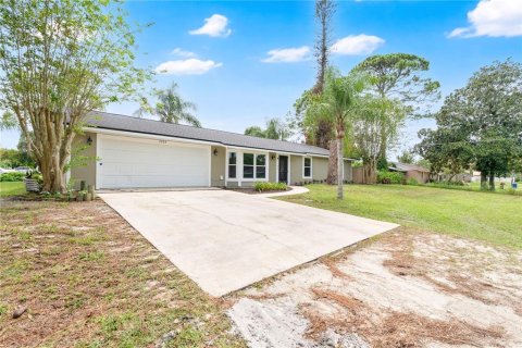 Villa ou maison à vendre à Edgewater, Floride: 3 chambres, 141.77 m2 № 2314946 - photo 2