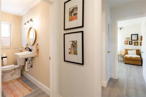 Villa ou maison à louer à Dania Beach, Floride: 2 chambres, 100.61 m2 № 2064022 - photo 13