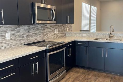 Townhouse in Kissimmee, Florida 3 bedrooms, 157 sq.m. № 1819251 - photo 5
