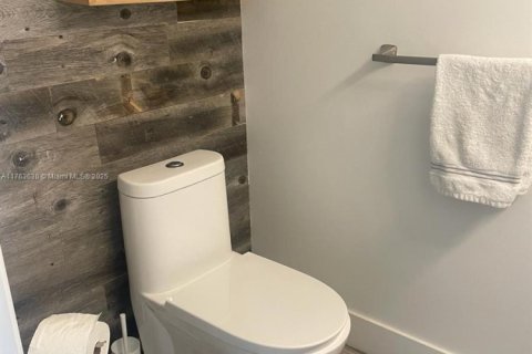 Снять в аренду кондоминиум в Майами, Флорида 1 спальня, 98.29м2, № 1867711 - фото 6