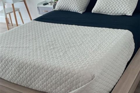 Снять в аренду кондоминиум в Майами, Флорида 1 спальня, 98.29м2, № 1867711 - фото 10