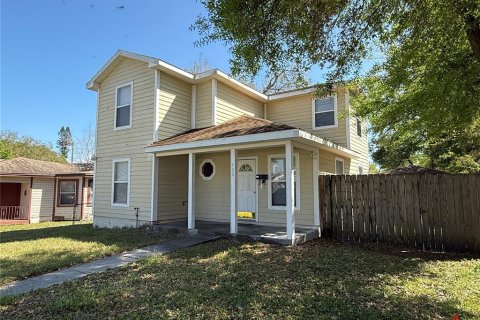 Villa ou maison à Saint Petersburg, Floride 4 chambres, 122.63 m2 № 2114579