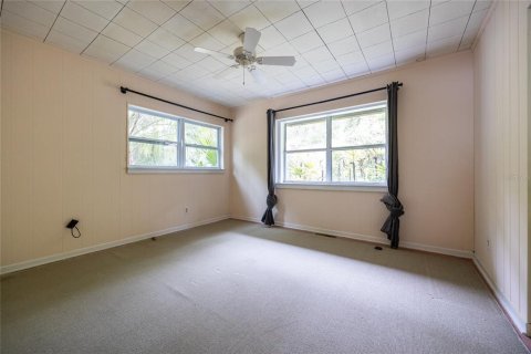 House in Melrose, Florida 4 bedrooms, 256.69 sq.m. № 1732187 - photo 27