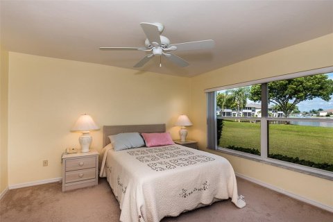 Condo in Lake Suzy, Florida, 2 bedrooms  № 1339596 - photo 23