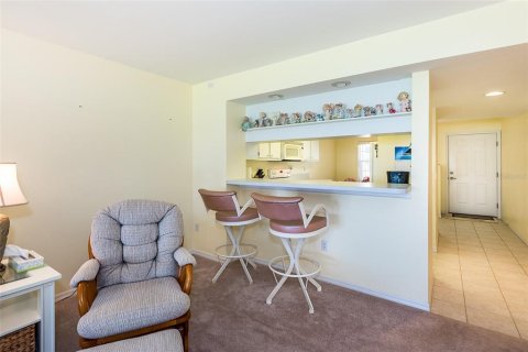 Condo in Lake Suzy, Florida, 2 bedrooms  № 1339596 - photo 30
