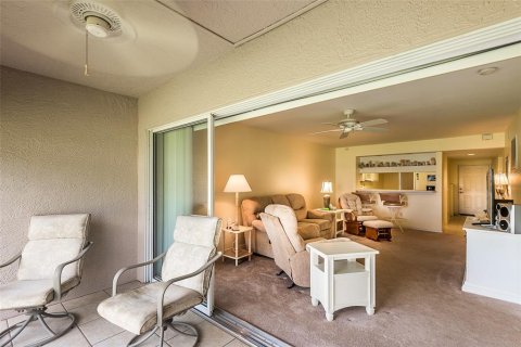 Condo in Lake Suzy, Florida, 2 bedrooms  № 1339596 - photo 6