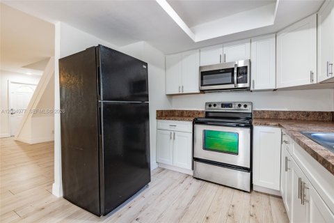 Touwnhouse à vendre à North Lauderdale, Floride: 2 chambres, 102.94 m2 № 2170571 - photo 13