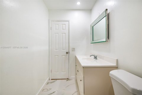 Touwnhouse à vendre à North Lauderdale, Floride: 2 chambres, 102.94 m2 № 2170571 - photo 21