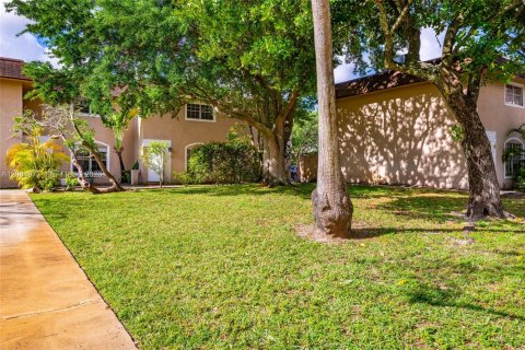 Touwnhouse à vendre à North Lauderdale, Floride: 2 chambres, 102.94 m2 № 2170571 - photo 30