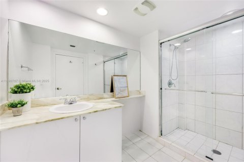 Copropriété à vendre à Aventura, Floride: 2 chambres, 102.1 m2 № 1945730 - photo 7