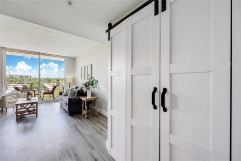 Copropriété à vendre à Aventura, Floride: 2 chambres, 102.1 m2 № 1945730 - photo 11