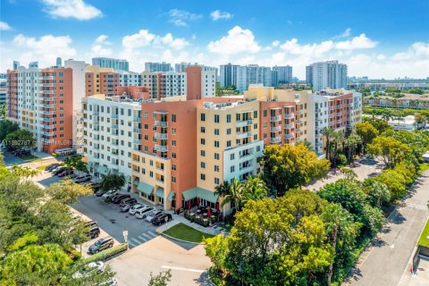 Copropriété à vendre à Aventura, Floride: 2 chambres, 102.1 m2 № 1945730 - photo 2